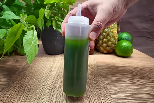 Žalias žolelių aliejus – aromatinga jūsų virtuvės paslaptis
