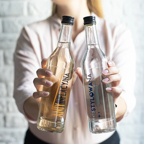 0,5 l butelis su užsukamu kamšteliu ir užrašu „Distiliuota“ – 4 vnt. - 9