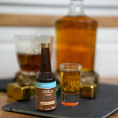 Ąžuolinio skonio esencija su natūraliu aromatu ir ekstraktu - 40 ml, skirta 4L - 9