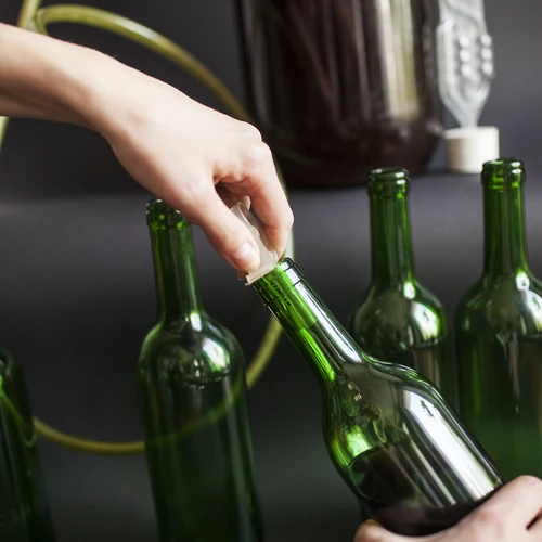 Butelka na wino 0,75 L zielona - zgrzewka 8 szt. - 10