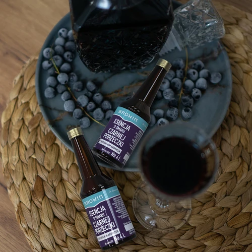 Juodųjų serbentų skonio esencija su natūraliu aromatu, skirta 4 l – 40 ml - 10