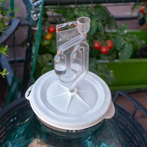 Kepurėlė-kamštis plačiakakliam demižonui - 5