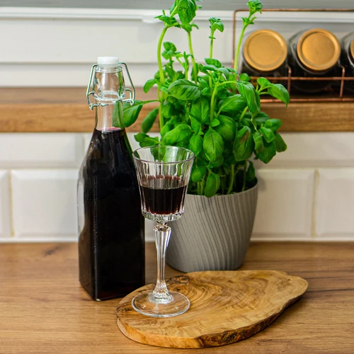 Kvadratinis butelis su hermetiniu uždarymu 0,5 l - 3