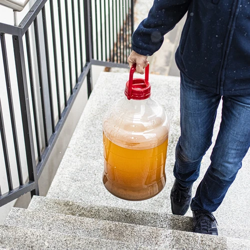 Lengvas, nedūžtantis damžonas vynui su rankena, 20 L - 15