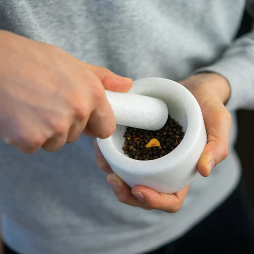 Marmurinė virtuvinė piesta, balta, Ø 10 cm - 13