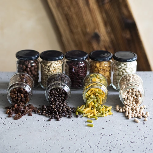 Stiklainis 250 ml Ø 66/4 juodas dangtelis - 6 vnt. - 5