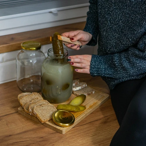 Stiklainis TO 2 l su aukso spalvos dangteliu fi82/6; 6 vnt. - 3