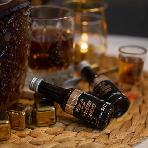 Tennessee viskio skonio esencija 4 l alkoholiui – 40 ml - 10