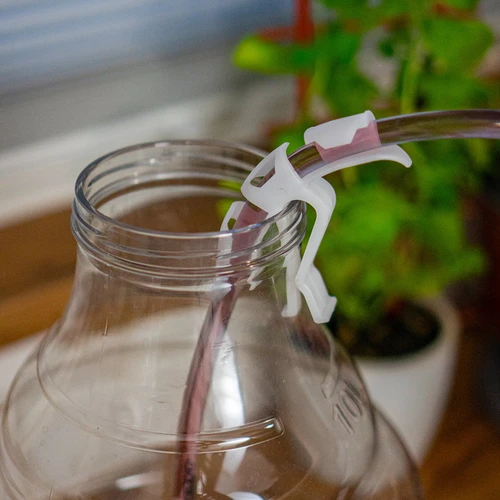 Universalus žarnelių laikiklis, maks. Ø 14 mm - 4