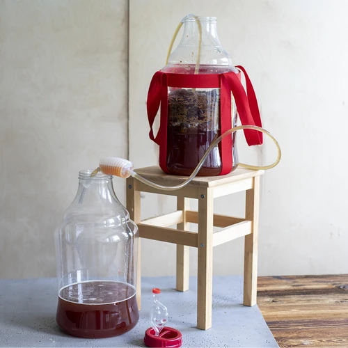 Vyno balionas, lengvas, nedūžtantis, su nešimo dirželiais, 15 l - 15