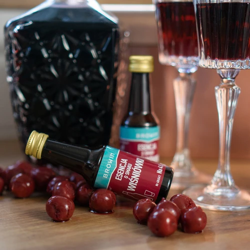 Vyšnių trauktinės skonio esencija 4 l - 40 ml - 10