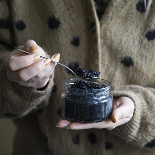 Žemas 200 ml stiklainis - su auksiniu dangteliu fi 82/6, 6 vnt. - 7