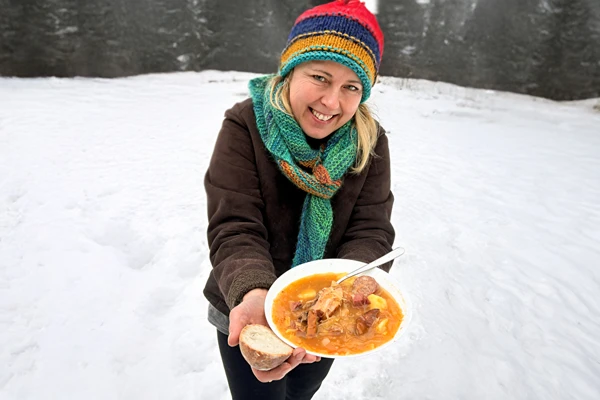 Dūminė kwaśnica iš katiliuko - aromatinga puota nuo ugnies