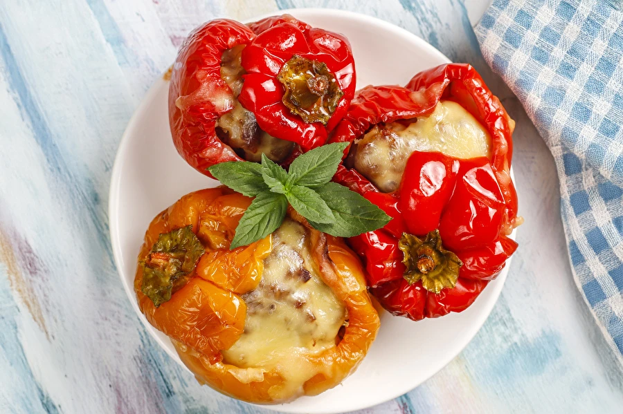 Browin Przepiśnik - Įdarytos paprikos ant dujinio grilio