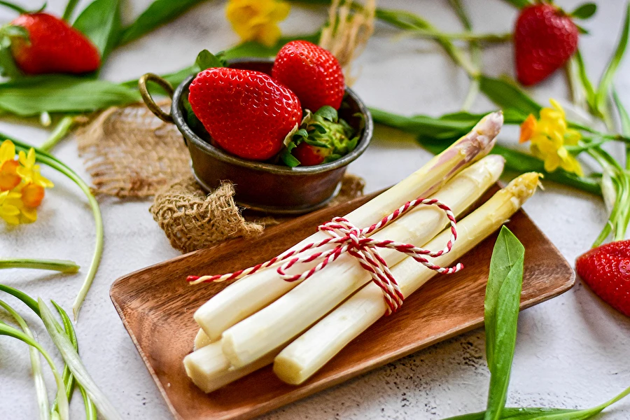 Browin Przepiśnik - Kaip paruošti baltuosius šparagus?