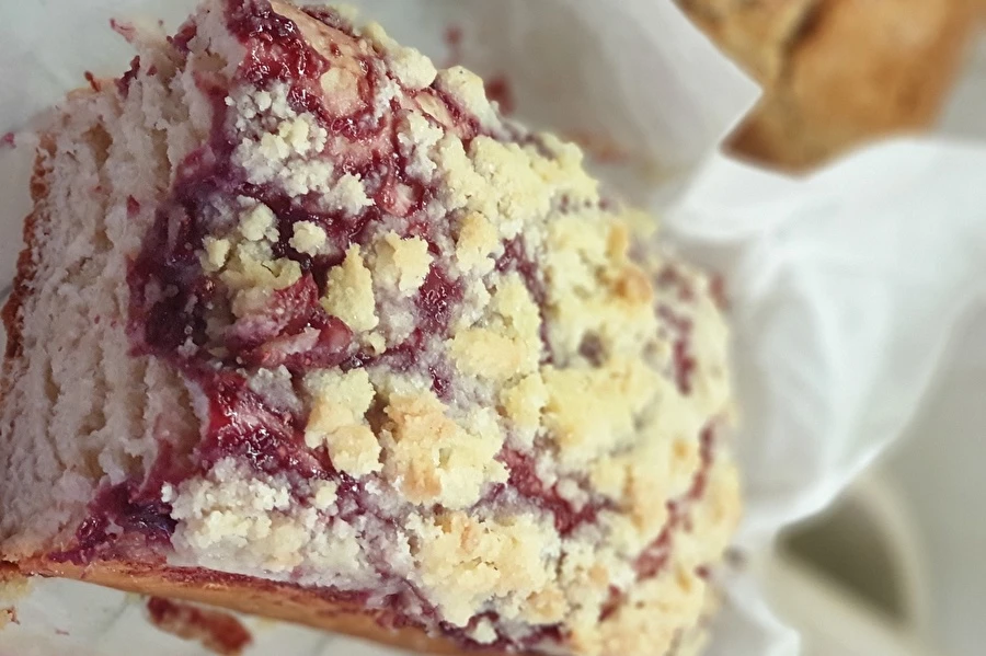 Browin Przepiśnik - Mūsų klientų receptai: Mielinis pyragas su avietėmis