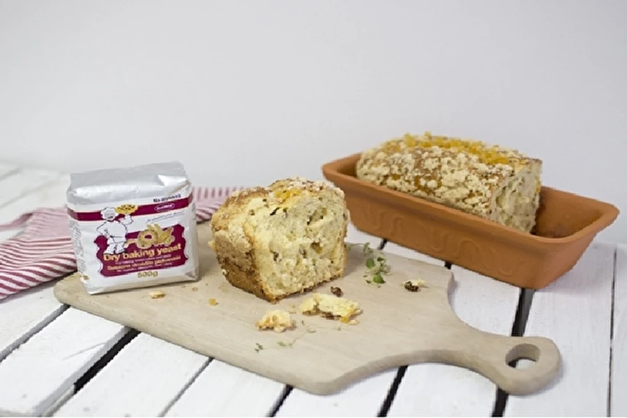 Browin Przepiśnik - Naminis mielinis pyragas su serbentais ir trupiniais